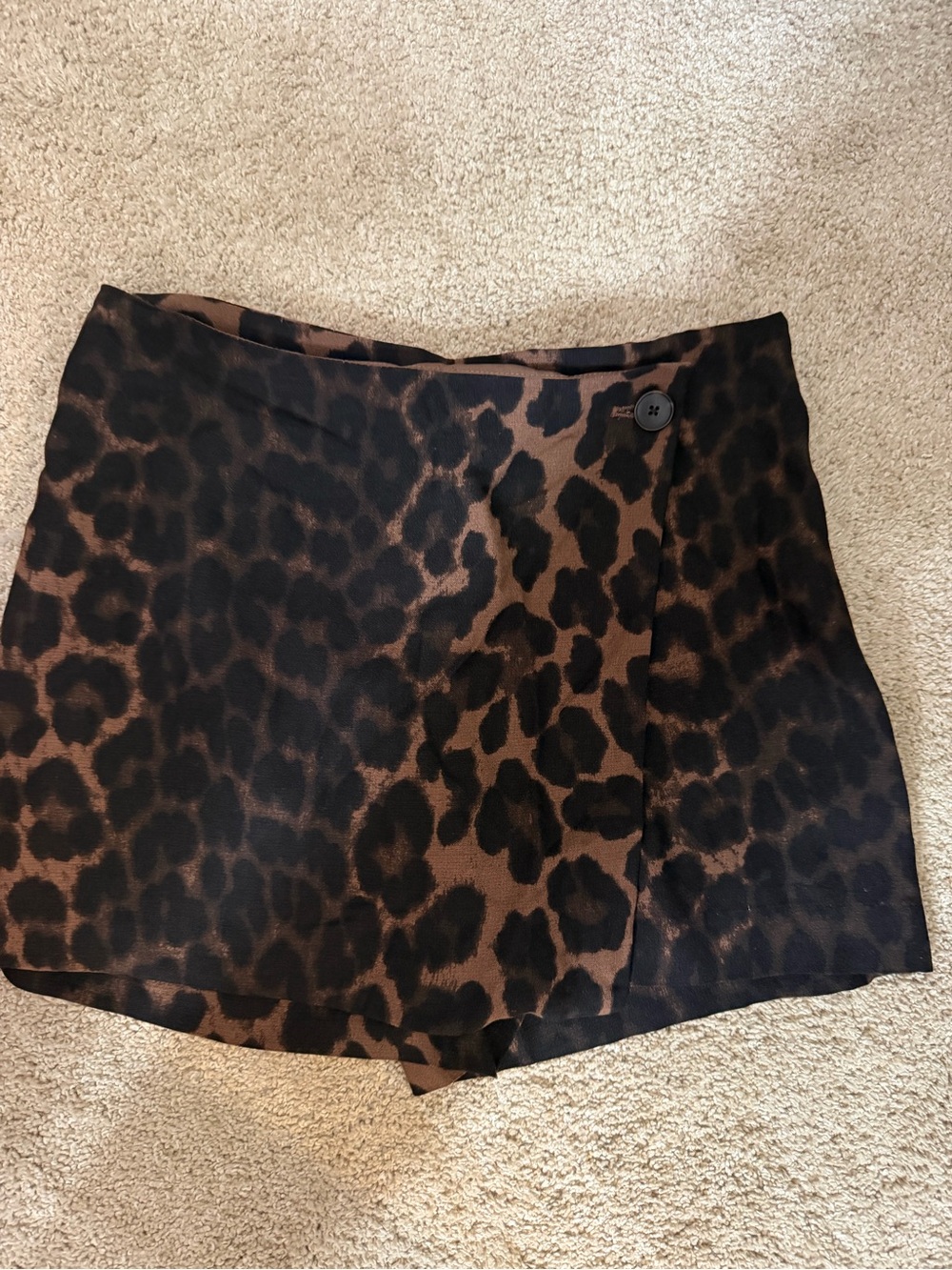 H&M Leopard-Print Skort in Brown and Black